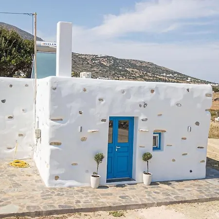 Traditional In Paros. Apartment Drios