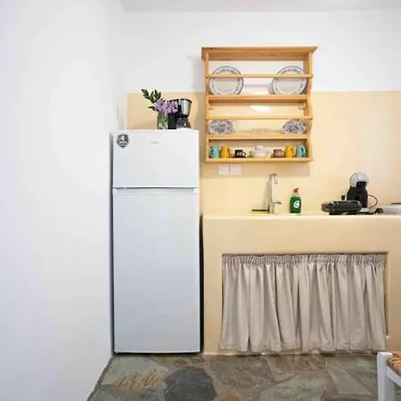 Traditional In Paros. Apartment