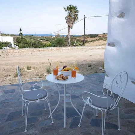 Traditional In Paros. Apartment *