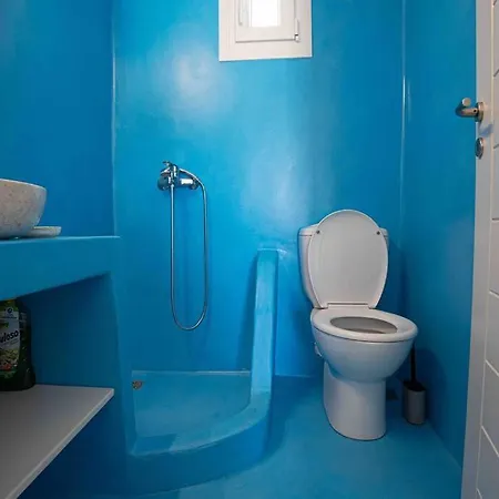 Traditional In Paros. Apartment *
